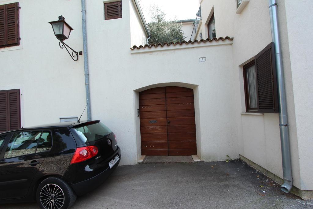 Apartment Marjanovic ロヴィニ 部屋 写真