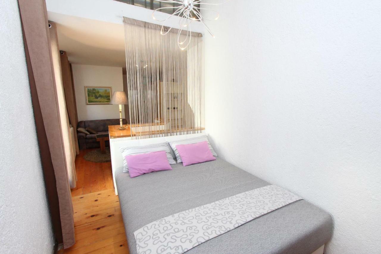 Apartment Marjanovic ロヴィニ エクステリア 写真