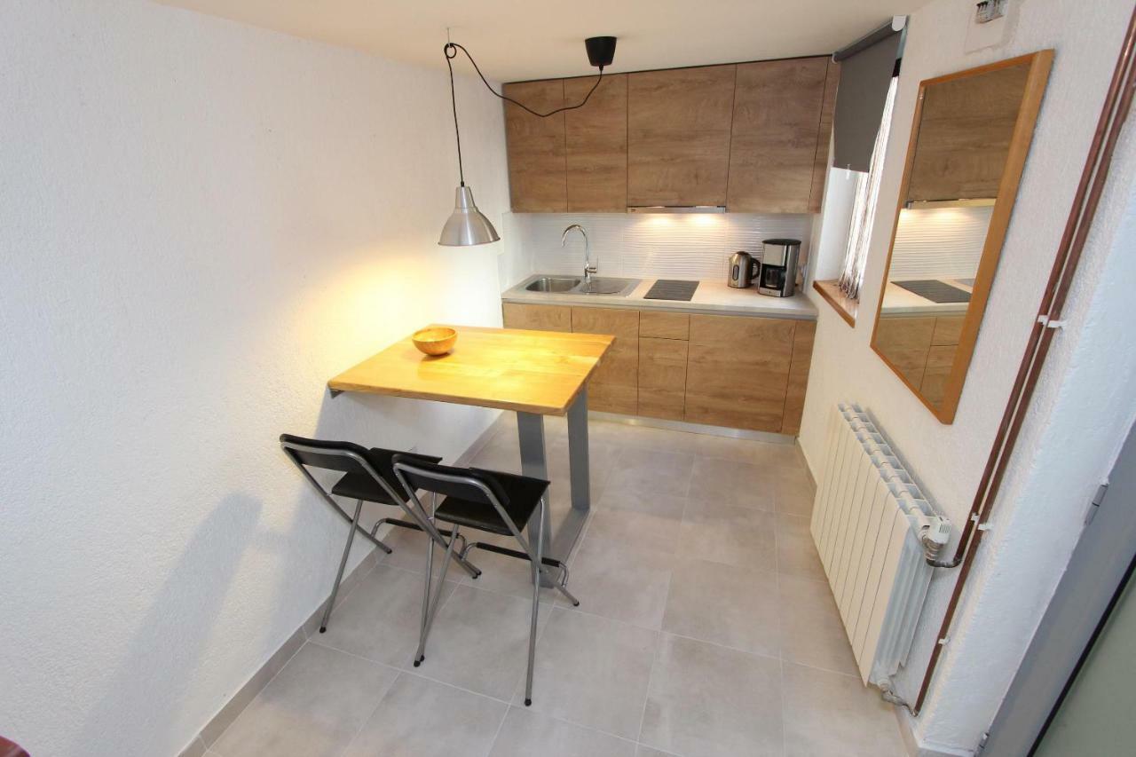 Apartment Marjanovic ロヴィニ エクステリア 写真