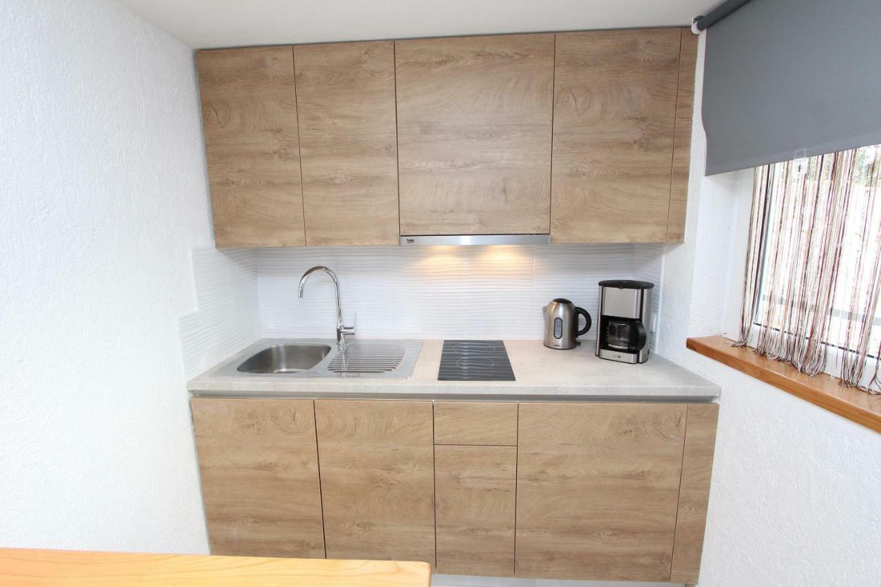 Apartment Marjanovic ロヴィニ エクステリア 写真