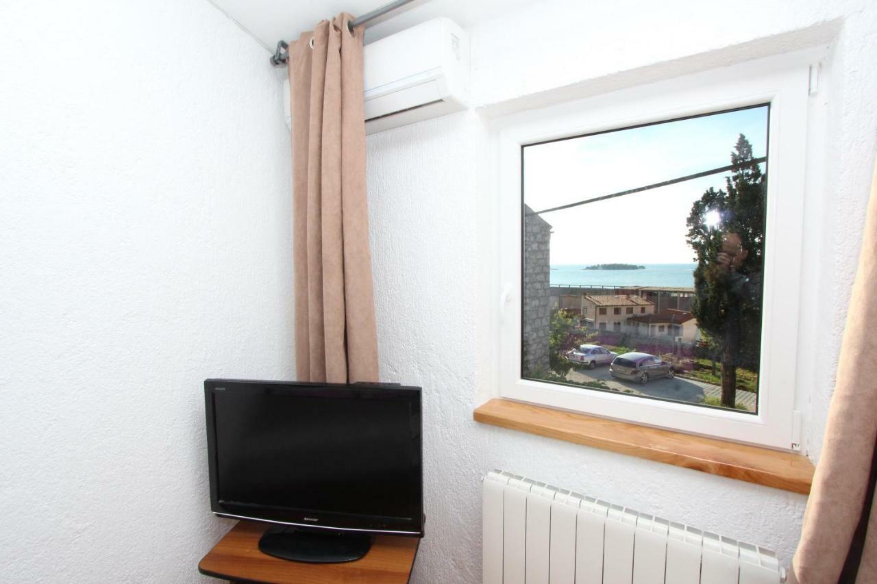 Apartment Marjanovic ロヴィニ エクステリア 写真